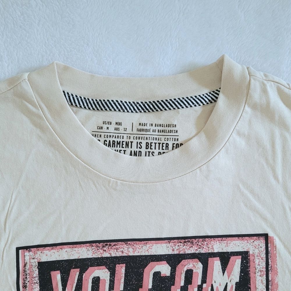Volcom💎 "True To This" Repeating Logo Boyfriend👫 Tee👕 - NWT - Picture 4 of 13